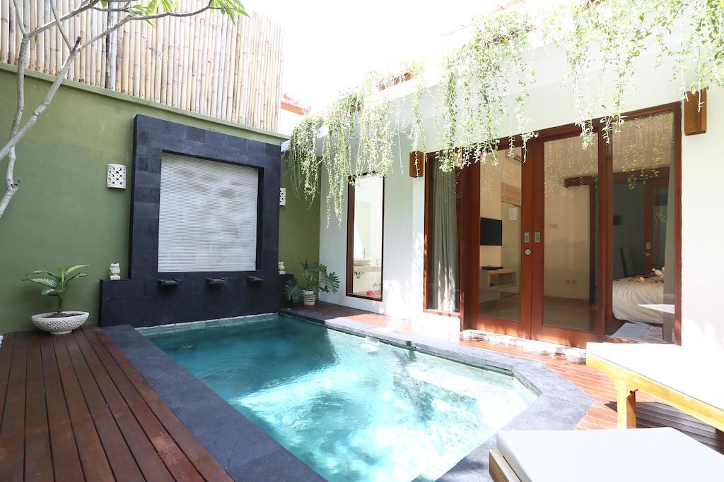 One-Bedroom Villa Floating